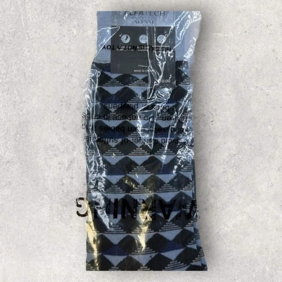 MEN'S ALFANI DRESS SOCKS - MOISTURE WICKING - SEAMLESS TOE - SHOE SZ 7 THRU 12 - Picture 1 of 5